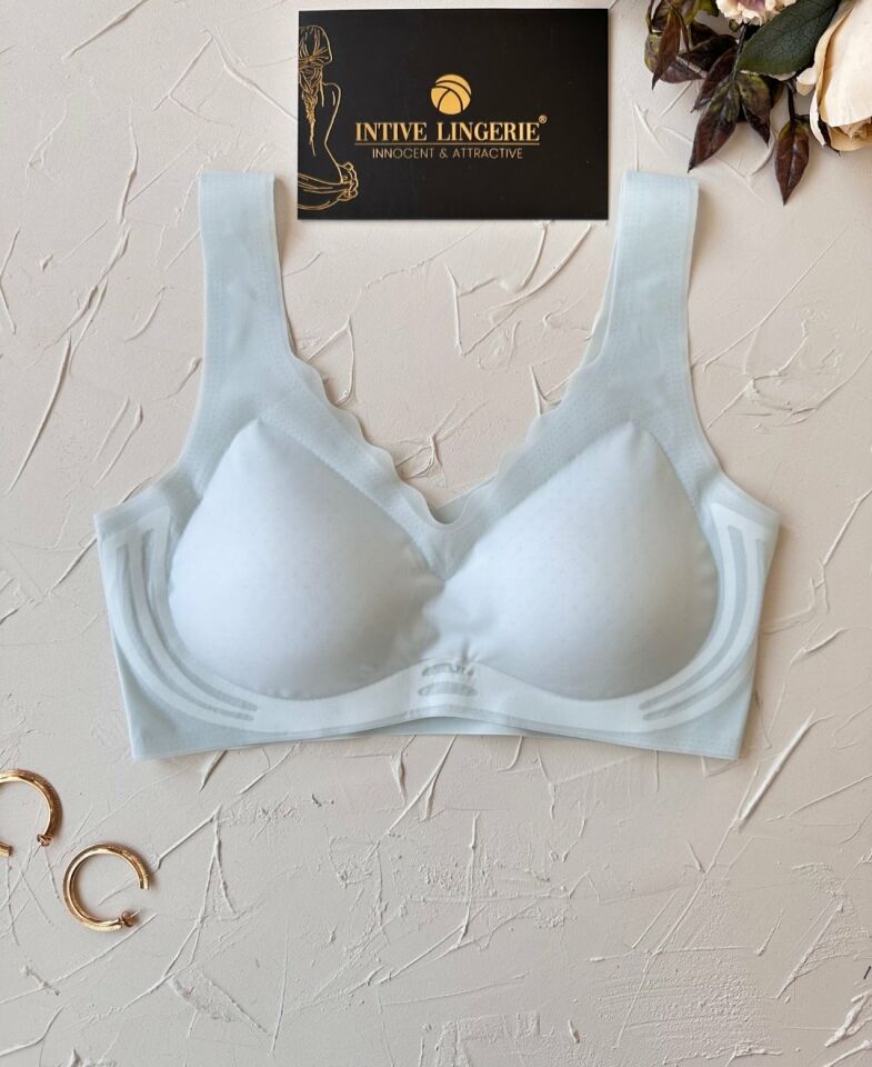 Ellie Dikişsiz İce-Silk (Buz İpek) Görünmez Ultra Hafif Padli Nefes Alabilir İthal Bralet/Sütyen Mavi - 2XL