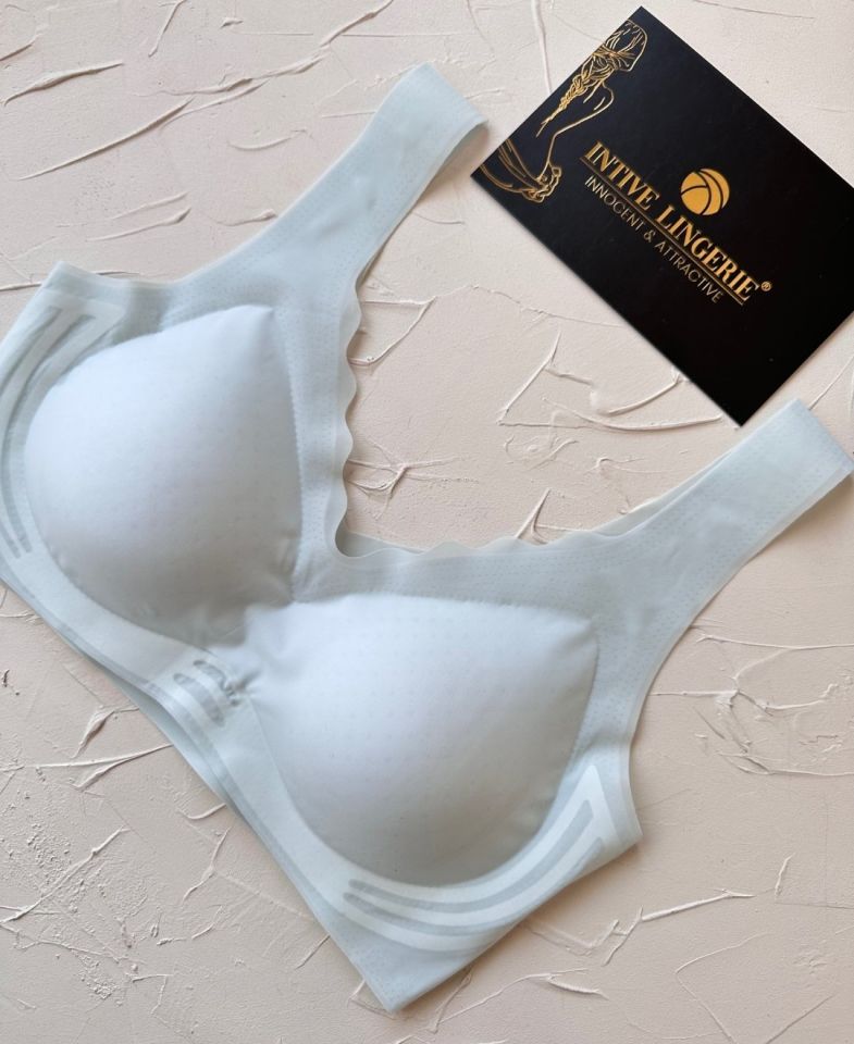 Ellie Dikişsiz İce-Silk (Buz İpek) Görünmez Ultra Hafif Padli Nefes Alabilir İthal Bralet/Sütyen Mavi - 2XL