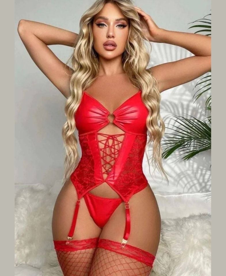 Kadın Lateks Deri Görünümlü Dantelli Bağlamalı Jartiyerli Büstiyer Takım (ÇORAPSIZ) Kırmızı - L/XL