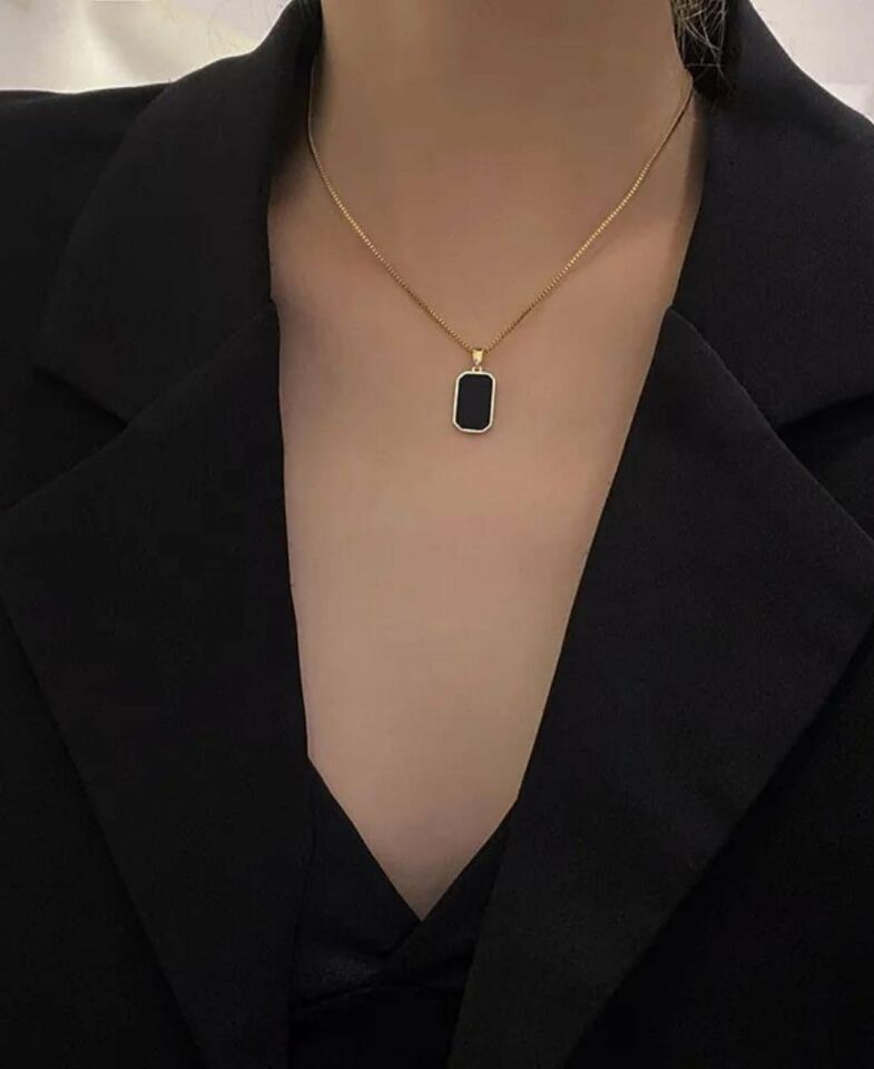 Muray Siyah Taşlı Arkası Yazılı (Çift Taraflı) Paslanmaz Çelik Unisex Kolye Gold - Tek Ebat