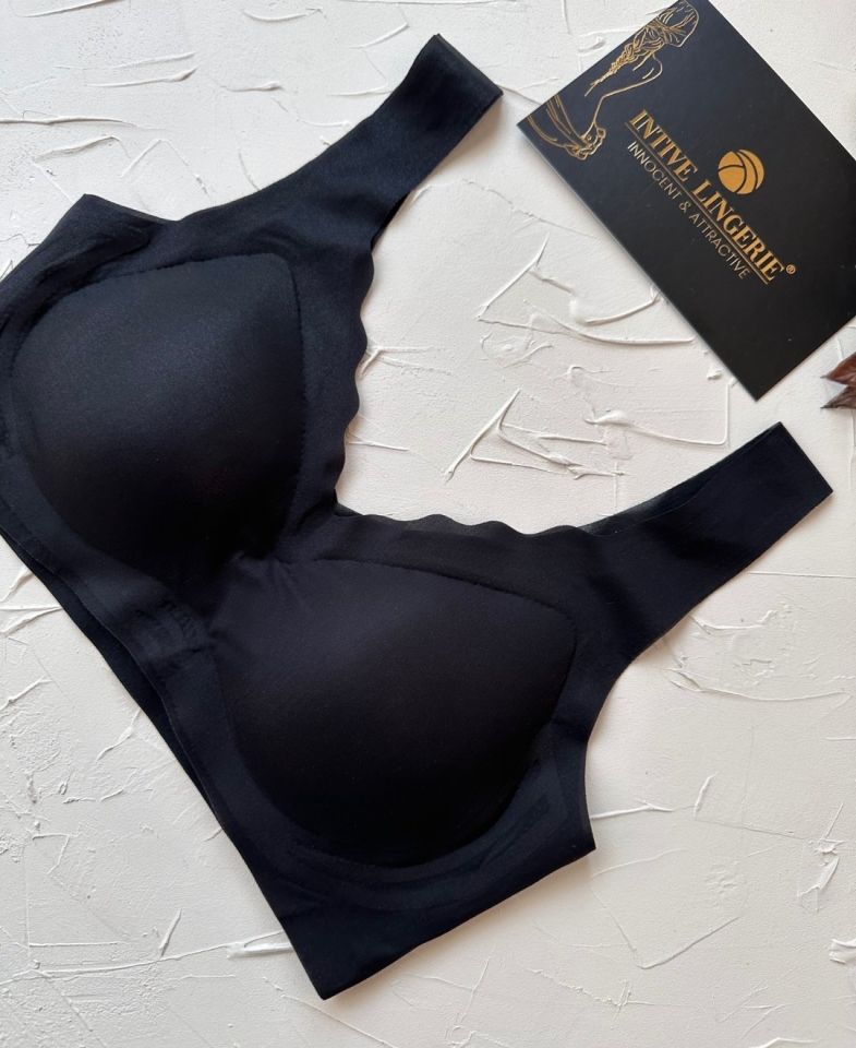 Ellie Dikişsiz İce-Silk (Buz İpek) Görünmez Ultra Hafif Padli Nefes Alabilir İthal Bralet/Sütyen Siyah - 2XL