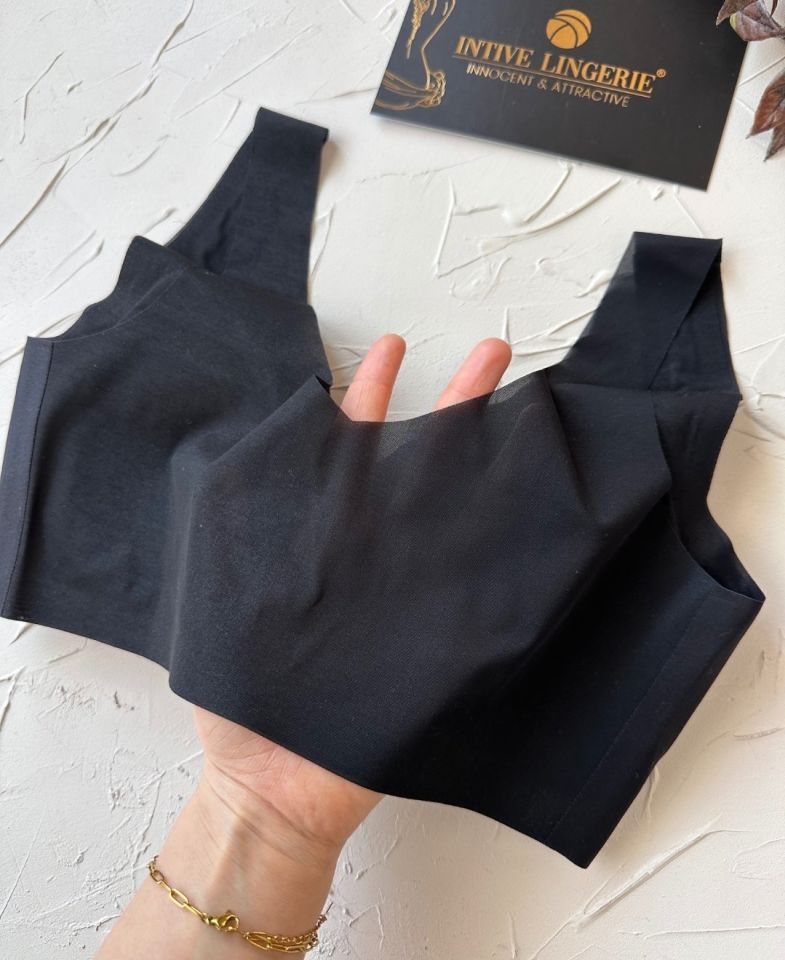 Ellie Dikişsiz İce-Silk (Buz İpek) Görünmez Ultra Hafif Padli Nefes Alabilir İthal Bralet/Sütyen Siyah - 2XL