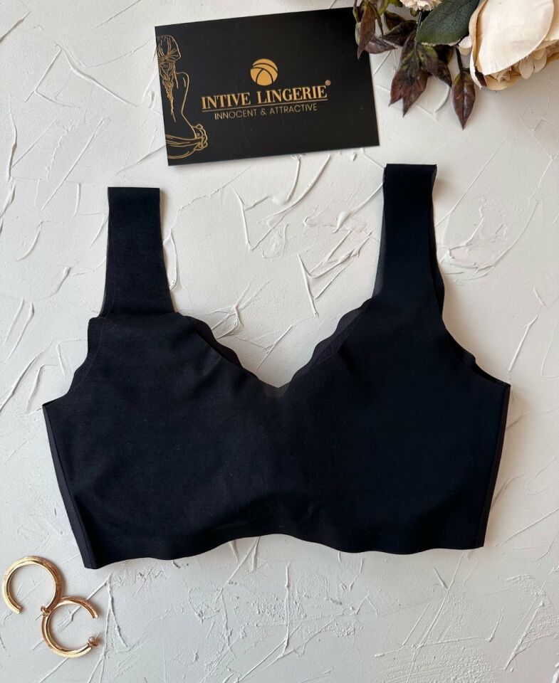 Ellie Dikişsiz İce-Silk (Buz İpek) Görünmez Ultra Hafif Padli Nefes Alabilir İthal Bralet/Sütyen Siyah - 2XL