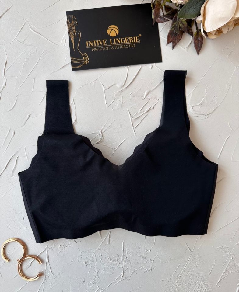 Ellie Dikişsiz İce-Silk (Buz İpek) Görünmez Ultra Hafif Padli Nefes Alabilir İthal Bralet/Sütyen Siyah - L