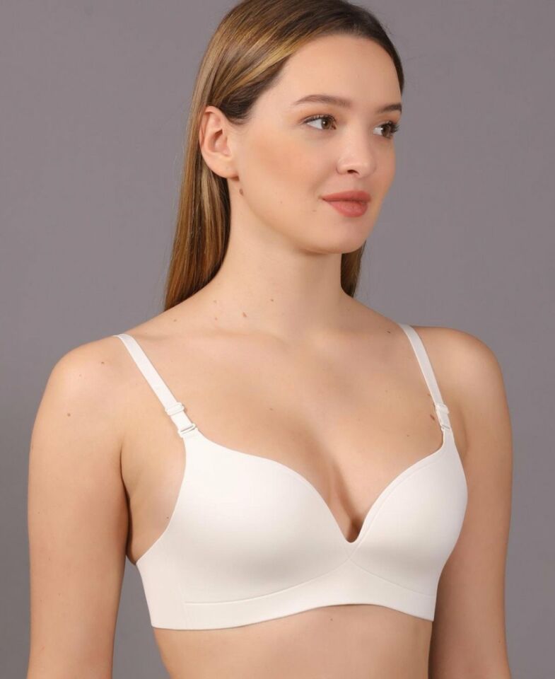Sabrina İthal Dikişsiz Görünmez Balensiz İz Yapmaz Seamless Hafif Sütyen Ekru - 85B