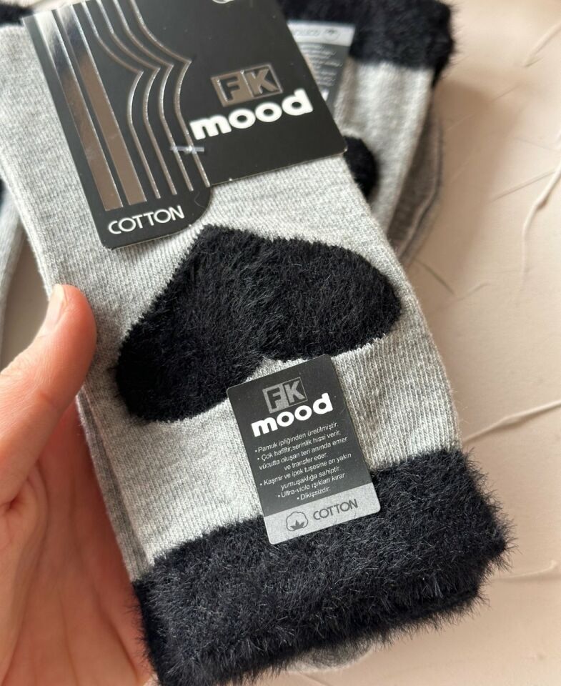 FK Mood Pamuklu Peluş Kalp Detaylı Dikişsiz Sevimli Parfümlü Dikişsiz Burunlu Soket Çorap Gri/Siyah - Tek Ebat