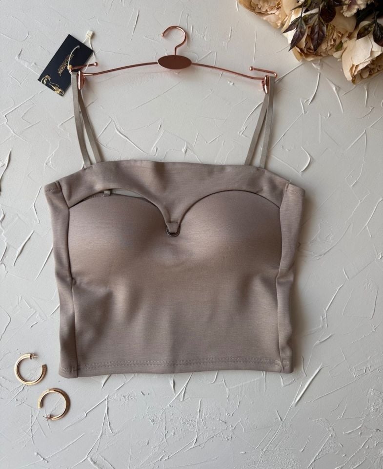 Chole İthal Pamuklu Göğsü Cut-Out Halka Kaplı Detaylı İnce Askılı Ultra Rahat Büstiyer Bej - XL/2XL