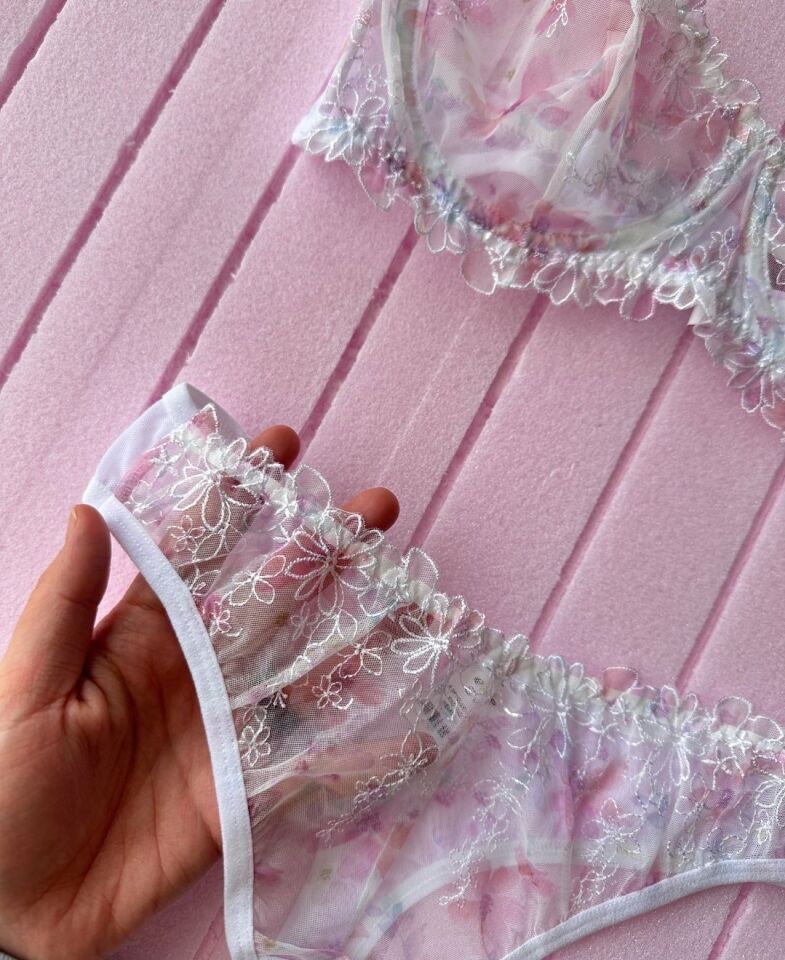 Flower Inside Pembe Transparan Çiçek Desenli Seksi Sütyen Takım Pembe - 90