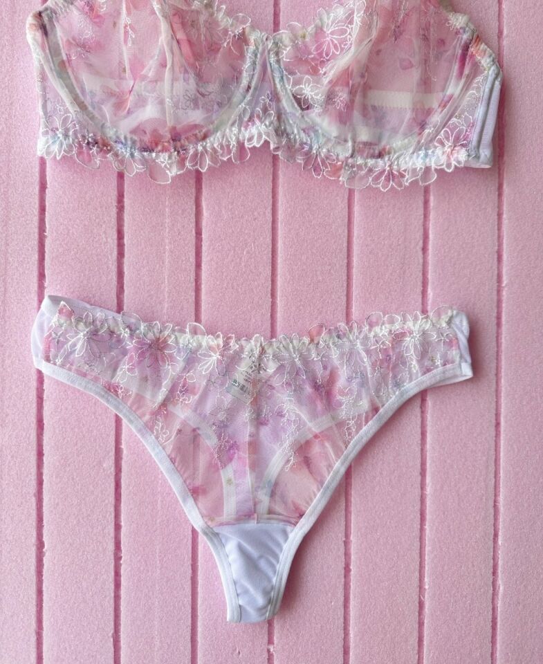 Flower Inside Pembe Transparan Çiçek Desenli Seksi Sütyen Takım Pembe - 90