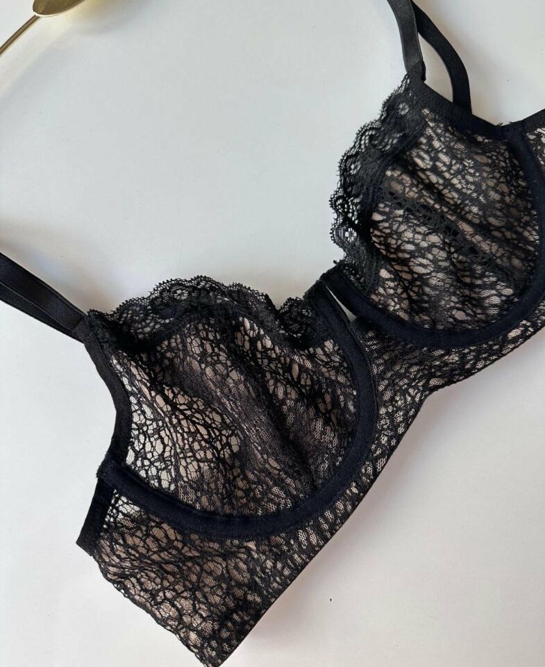 Miley Kadın İçi Tül Detaylı Dantel Detaylı Kadın B Cup Sütyen Tanga Takım Siyah - 85B