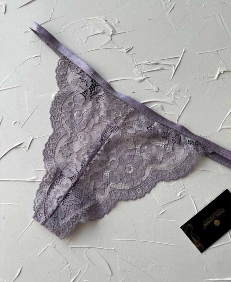 Arkası Parlak Taşlı -Sexy- Yazılı Dantelli String (Special Edition) Lila - Tek Ebat