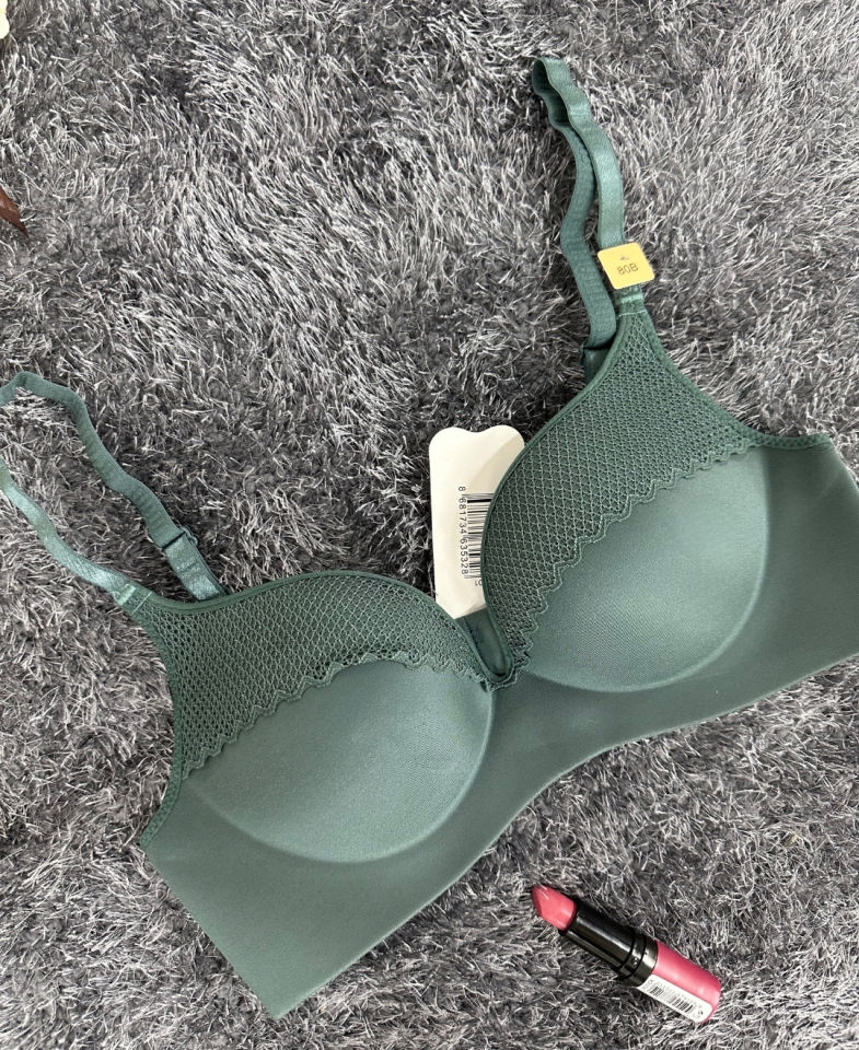 Günlük Kullanım Lazer Kesim Push-up Destekli Yumuşak Sütyen (Ekru, Pudra, Siyah, Yeşil) Siyah - 90B