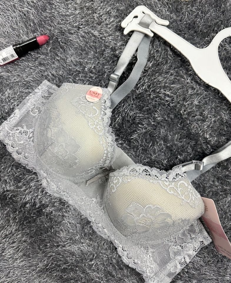 Dantelli C Cup Destekli Push-up 3 Kademe Kopçalı Üstün Kalite Sütyen Gri - 85C