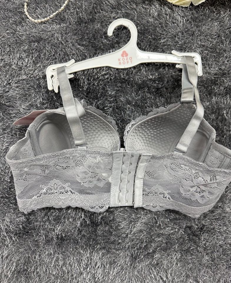 Dantelli C Cup Destekli Push-up 3 Kademe Kopçalı Üstün Kalite Sütyen Gri - 95C