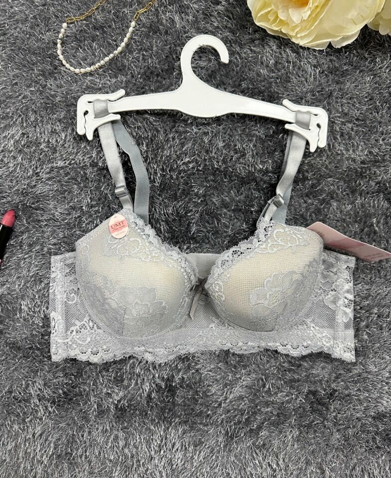 Dantelli C Cup Destekli Push-up 3 Kademe Kopçalı Üstün Kalite Sütyen Gri - 100C