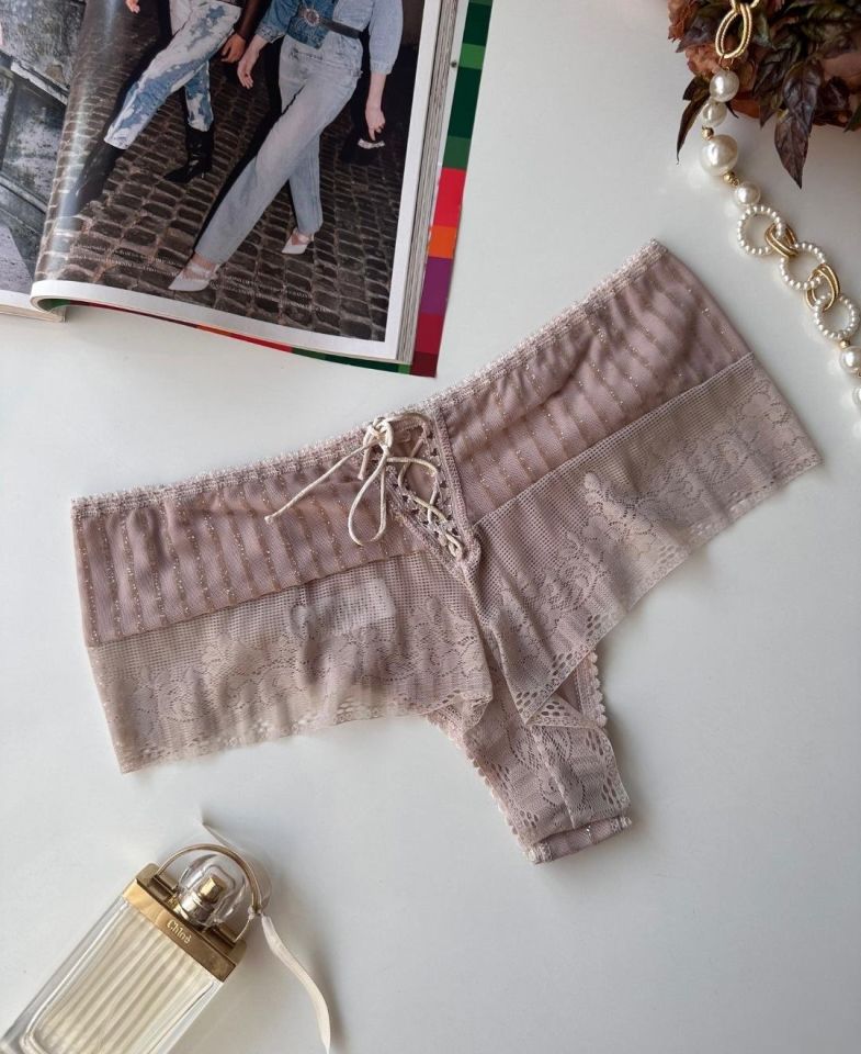 Serena Simli Arkası Bağlama Detaylı Dantelli Brazilian Tanga Ekru - L/XL