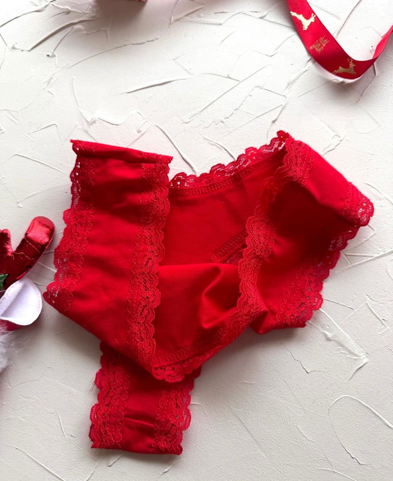 Kadın Kırmızı Dantelli Pamuklu Paketli Hediyelik Tanga (Yılbaşı Özel) Kırmızı - L/XL