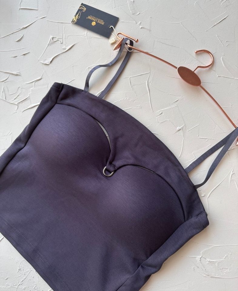 Chole İthal Pamuklu Göğsü Cut-Out Halka Detaylı İnce Askılı Büstiyer/Crop Füme - M/L