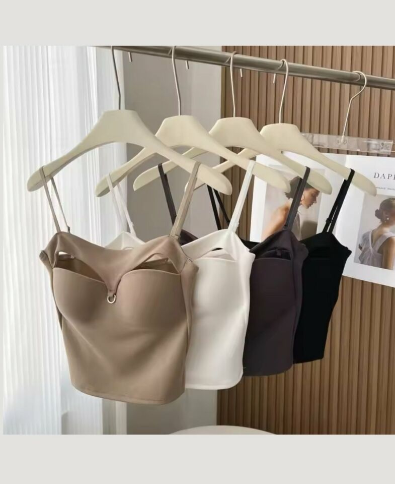 Chole İthal Pamuklu Göğsü Cut-Out Halka Detaylı İnce Askılı Büstiyer/Crop Füme - M/L
