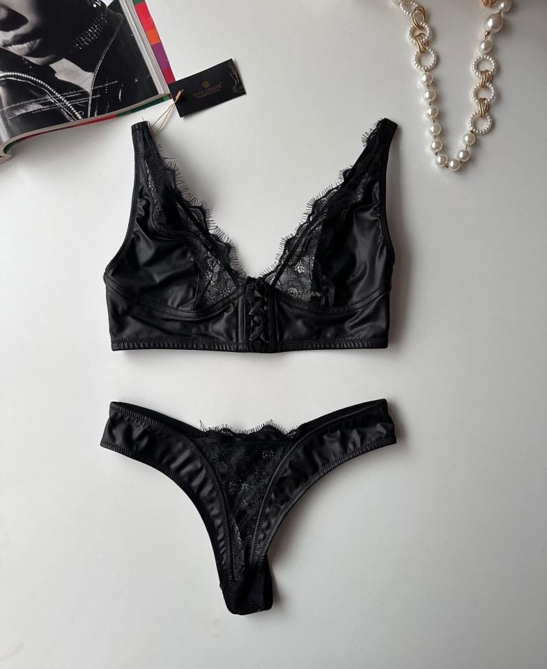 Kadın Tasarım Lateks Deri Önü Bağlama Detaylı Seksi Sütyen Takım (Çorap Hediyeli) - Rylee Siyah - S