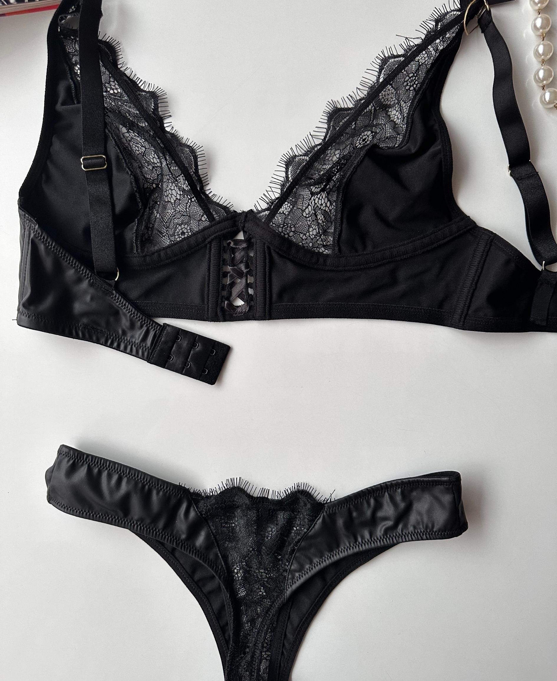 Kadın Tasarım Lateks Deri Önü Bağlama Detaylı Seksi Sütyen Takım (Çorap Hediyeli) - Rylee Siyah - 2XL