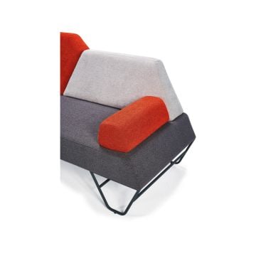 Loga Asimetrik Soft Döşemeli Bekleme Koltuğu