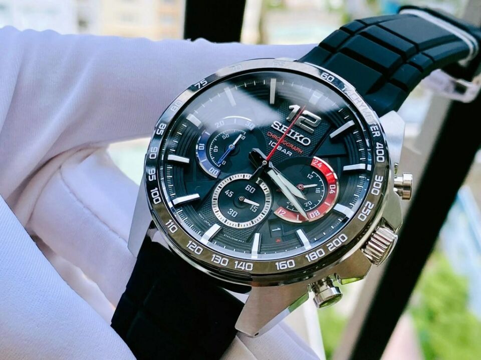 Seiko SSB347P Quartz Silikon 10 ATM 44 mm Siyah Erkek Kol Saati