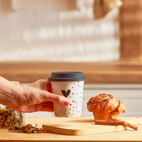 Emsan Amore Silikon Kapaklı Mug 300 ml Siyah-2959