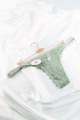 Vanilya Secret 830 Kadın Dantelli Tanga Slip Taşlı Mint STD