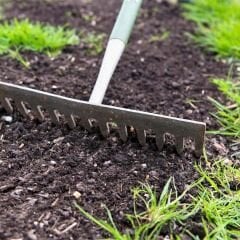 Genta özel çim kapak toprağı 20 kg - Eşsiz karışımlı çimlendirme harcı  - Köklendirici etkili - Kullanıma hazır  - Dengeli pH