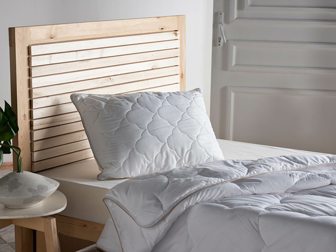 Comfyline Yastık