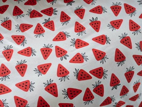 Poly Cotton Strawberry Nevresim Takımı