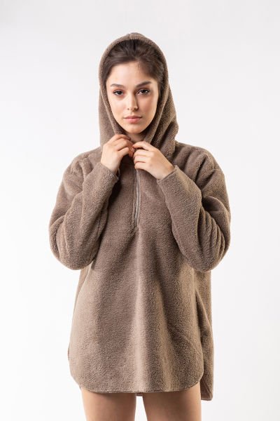 Wellsoft Dik Yaka Kapüşonlu Tunik