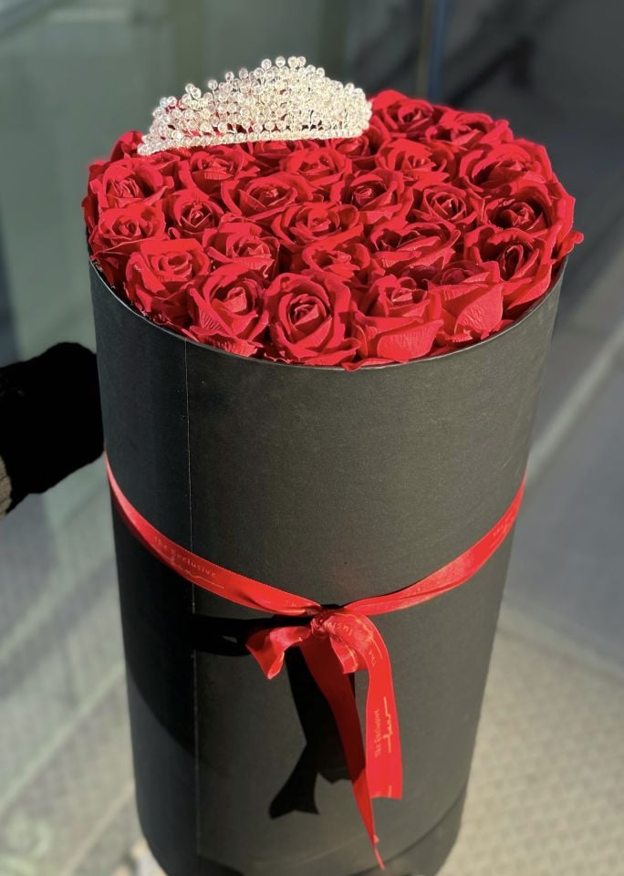 Quen’s Bouquet -Kırmızı