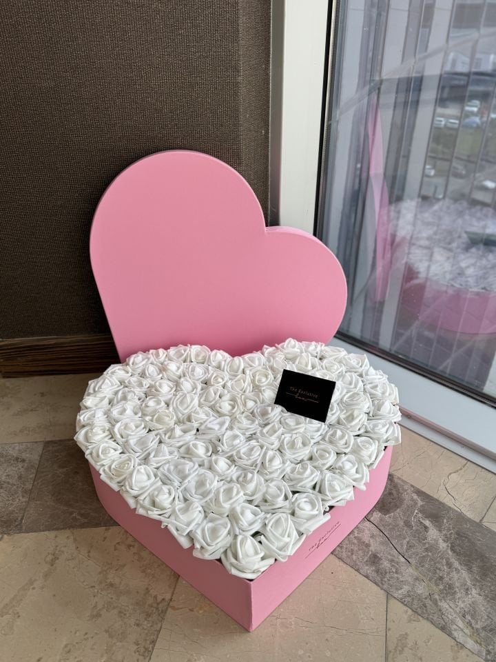 White Heart Box