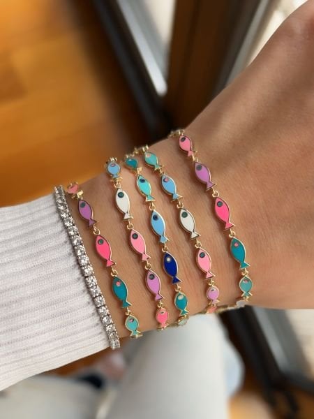 ENAMEL FISH BRACELET