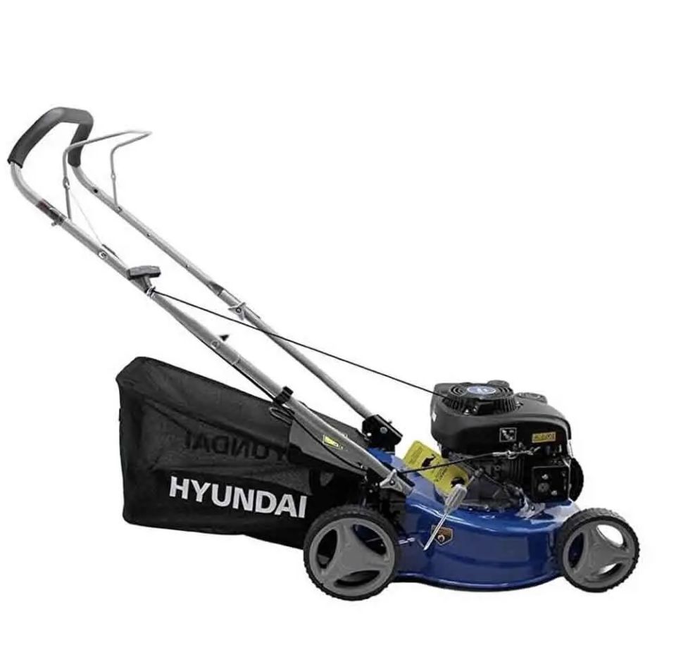 Hyundai HYM410P Benzinli Çim Biçme Makinesi