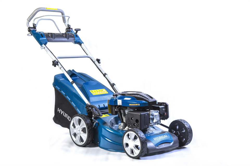 Hyundai HYM560SP Benzinli Çim Biçme Makinesi
