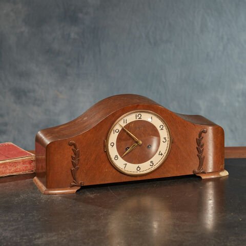 Urgoz Console Clock
