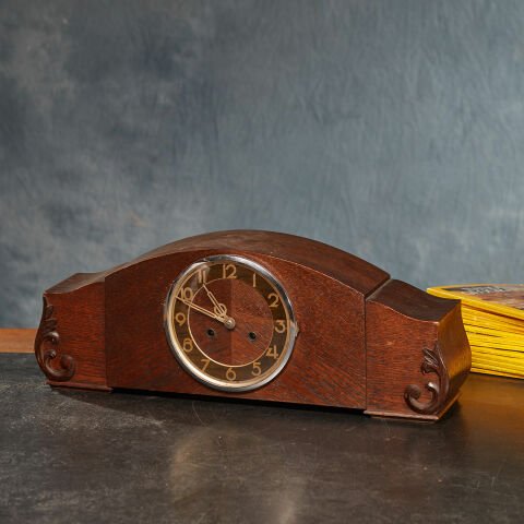 Oak Console Clock