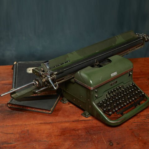 Typewriter on the Halda