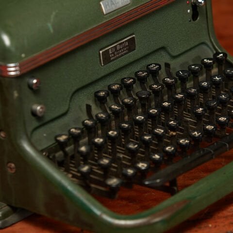 Typewriter on the Halda