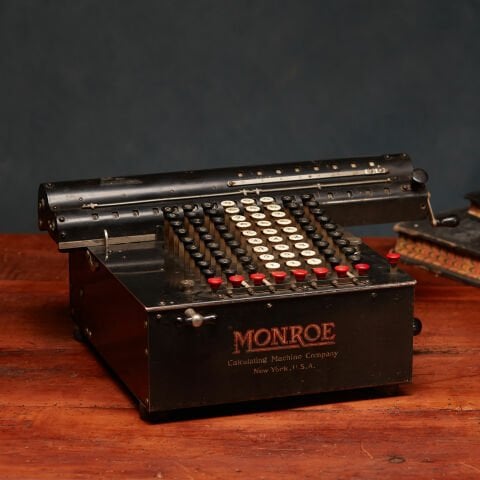 Monroe Hesap Makinesi