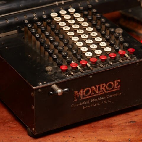 Monroe Calculator
