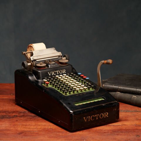 Victor Hesap Makinesi