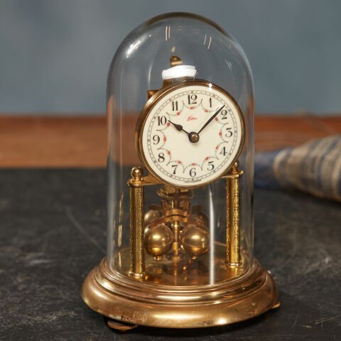 Kern Desk Clock