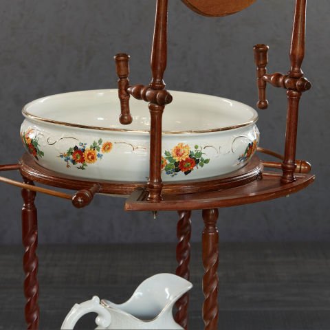 Wooden Pedestal Sink Set