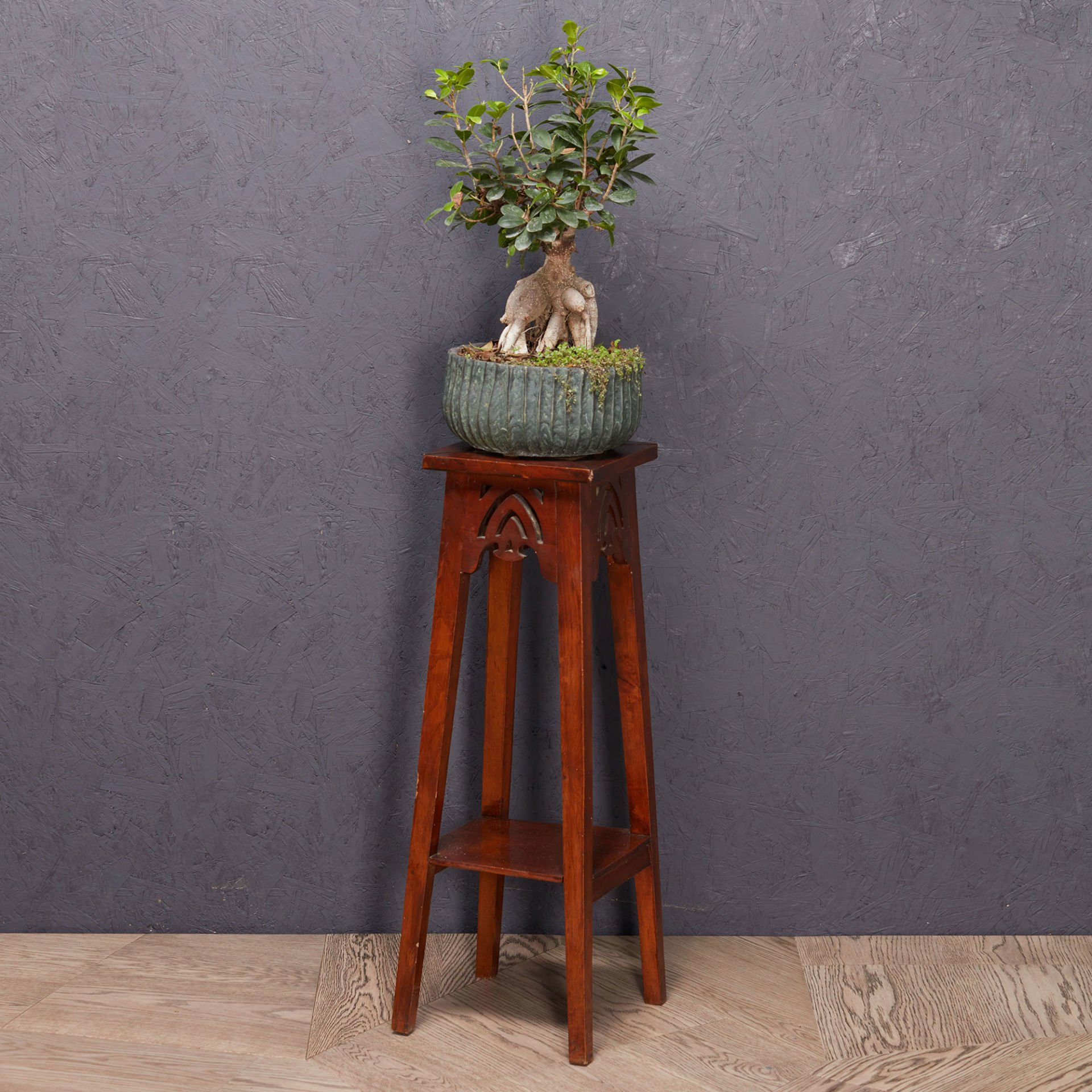 Ahşap Çiçek Sehpası