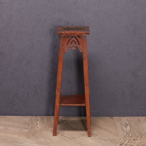 Ahşap Çiçek Sehpası