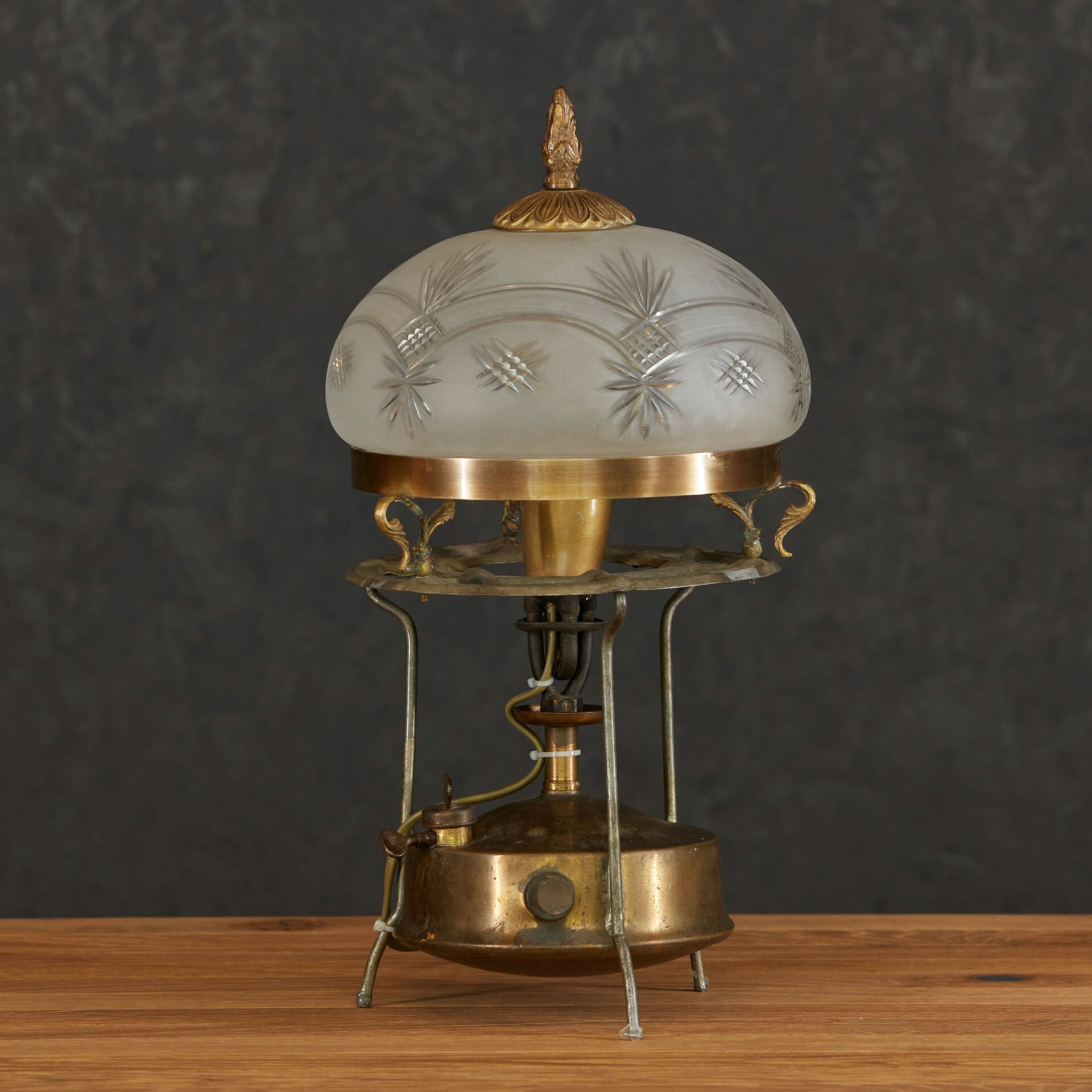 Pirinç Gaz Lambası